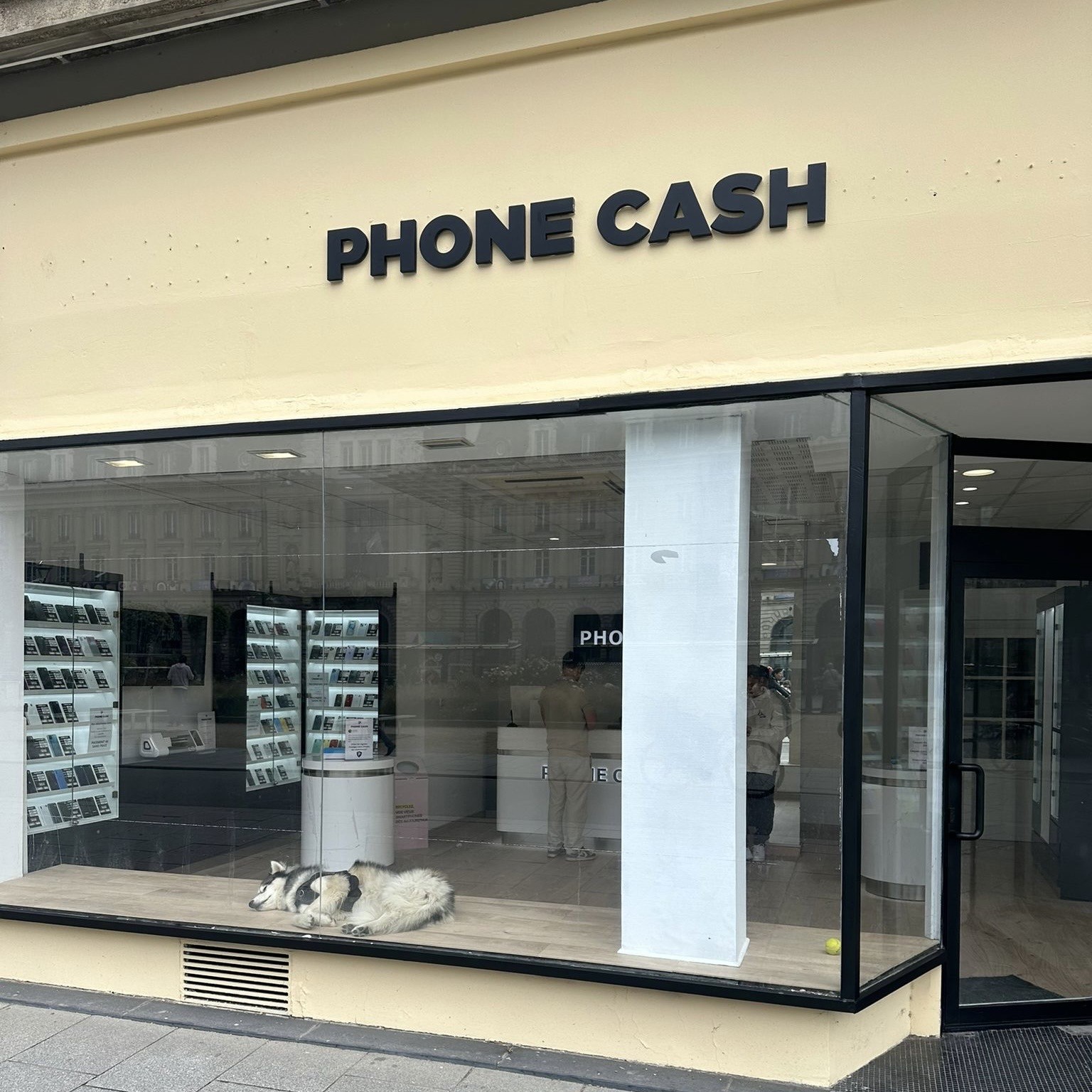 Phone Cash Rennes (Ouverture à venir)